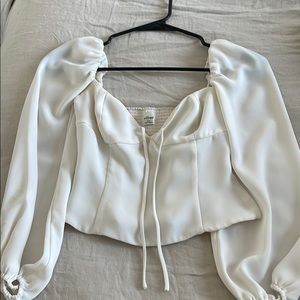 very cute and classic aritzia shirt